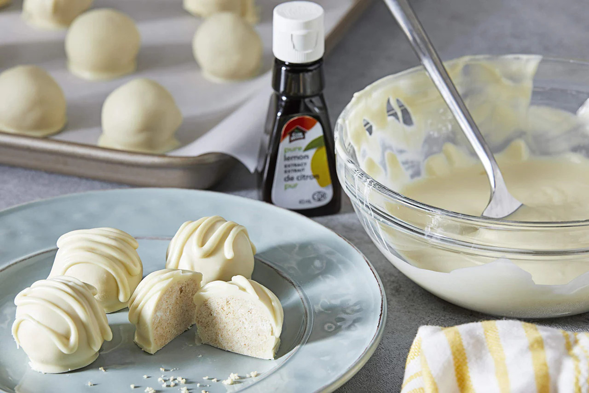 Club House, Quality Baking & Flavouring Extracts, Pure Peppermint & Mint, 43ml/