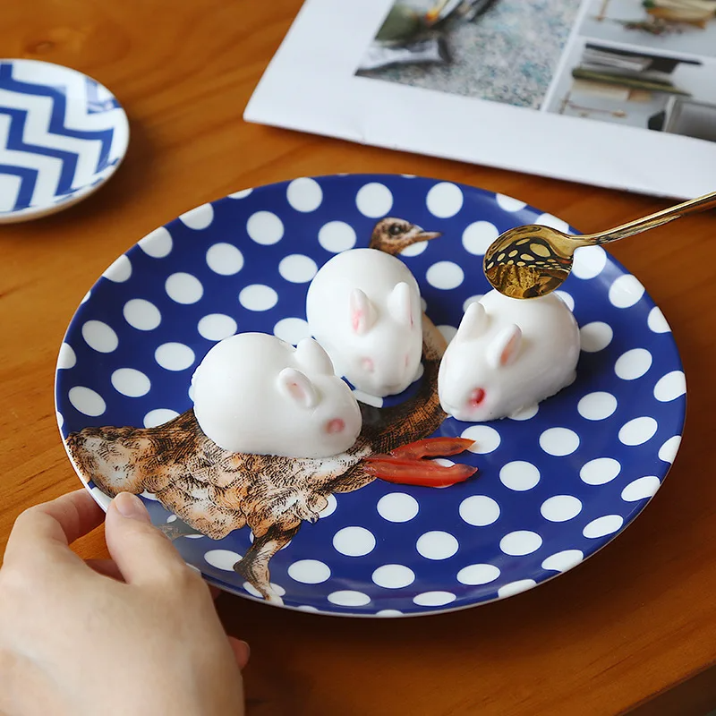 4pcs Creative Animal Giraffe Ostrich Elephant Rhino Ceramic Tableware Set Porcelain Dish Dinner Cake Plate Wall Decorative Plate