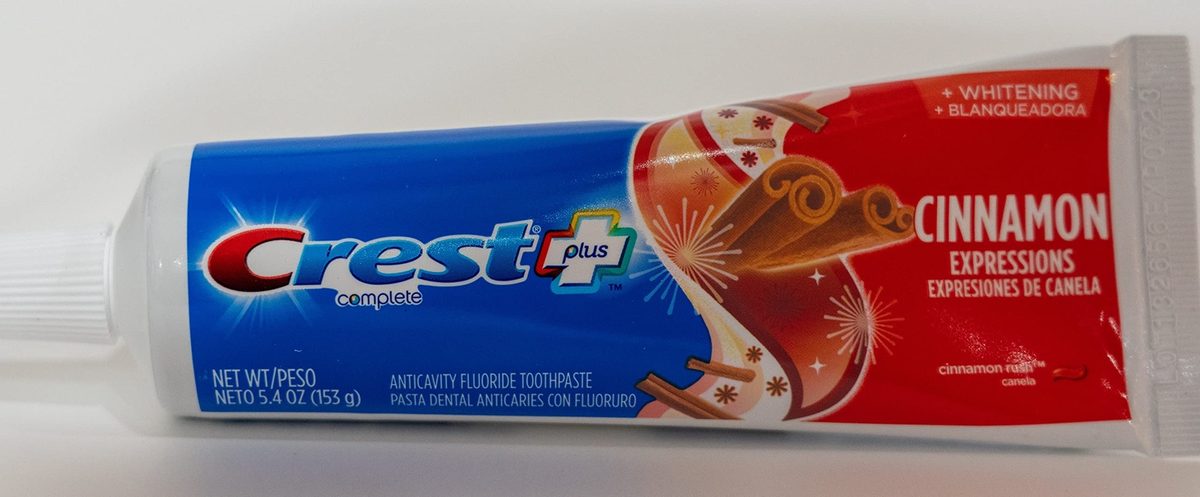 Crest Plus Complete Whitening Toothpaste Cinnamon Rush Pack of 4 5.4 Oz