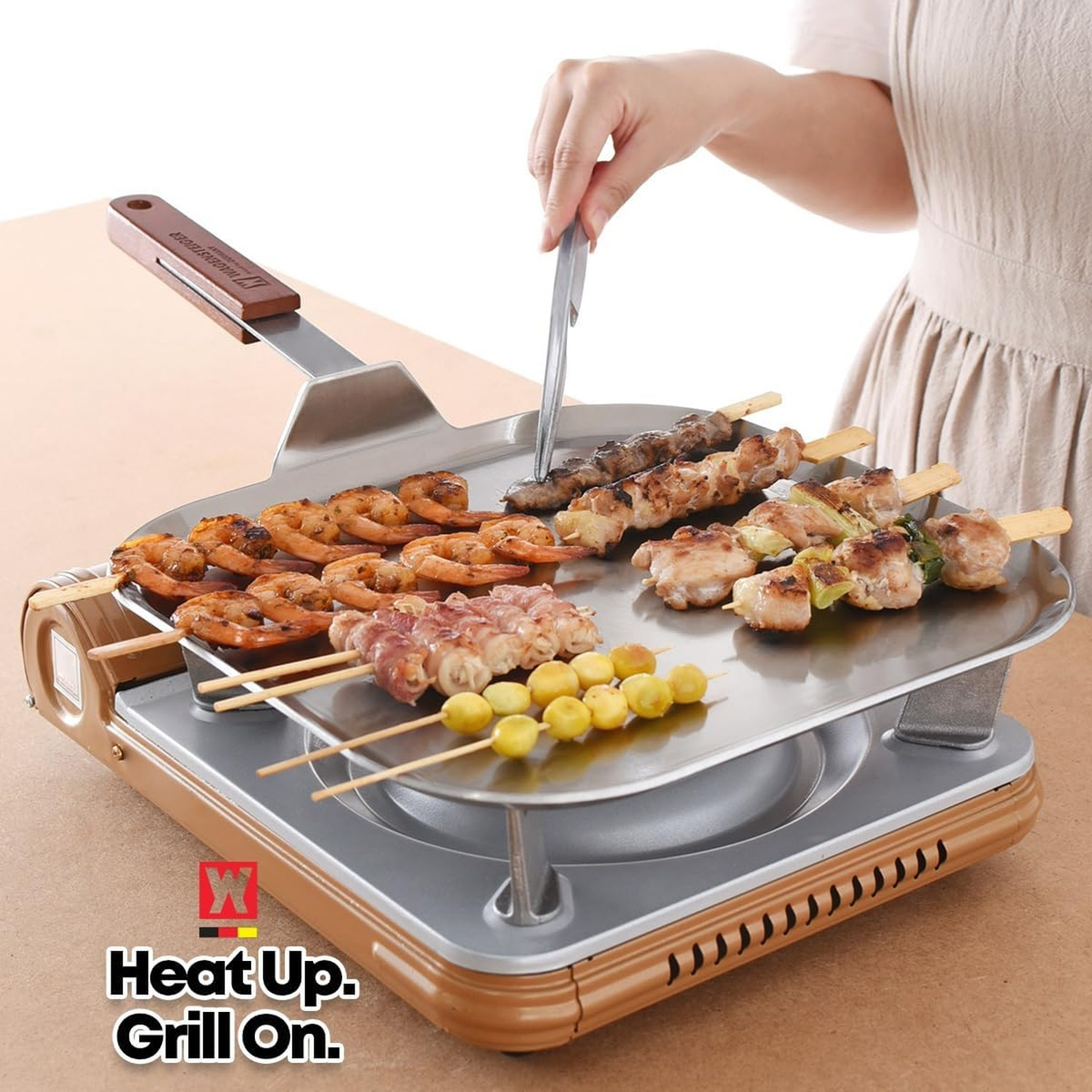Stainless Steel Square Griddle Pan/Plate with Wooden Handle, 3-Ply Constructi...