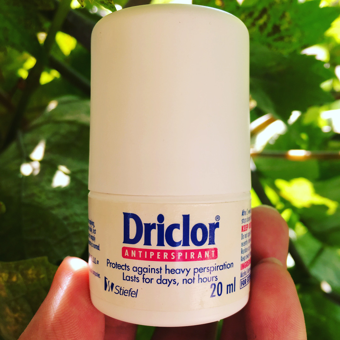 20ml -- Driclor Roll on Antiperspirant  20ml NEW IN BOX,  EXP DATE 03/2028