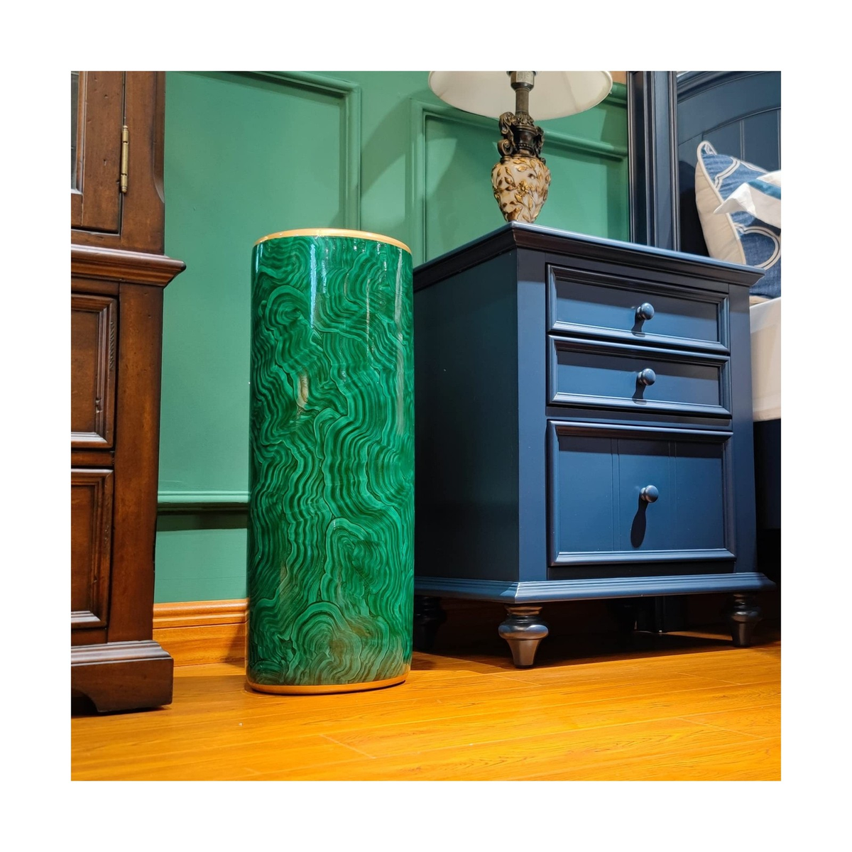 Modern Umbrella Stand & Holder | Decorative Barrel Floor Vase Rack for Entryway | Canes & Walking Sticks | FREE SHIPPING ☂️🏠