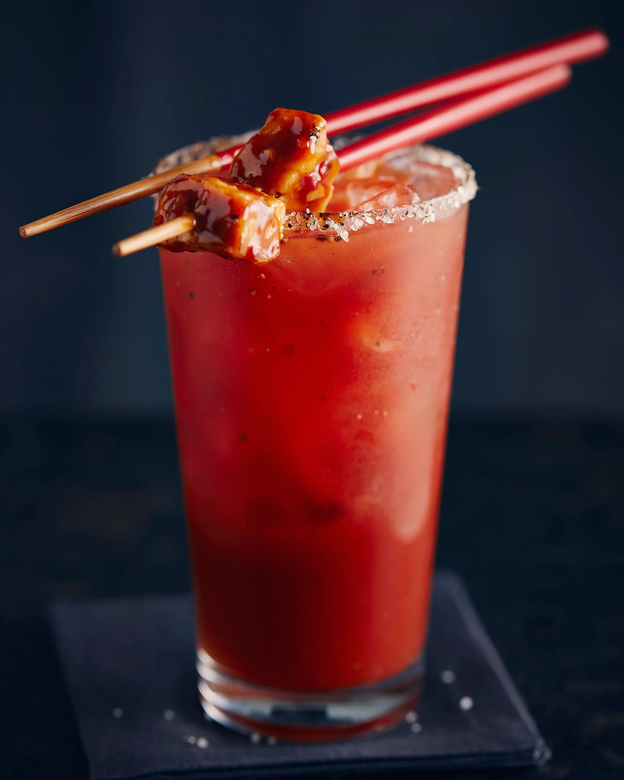 Mott's Clamato Extra Spicy Juice 945ml (32 oz) – Bold Tomato & Clam Cocktail Beverage