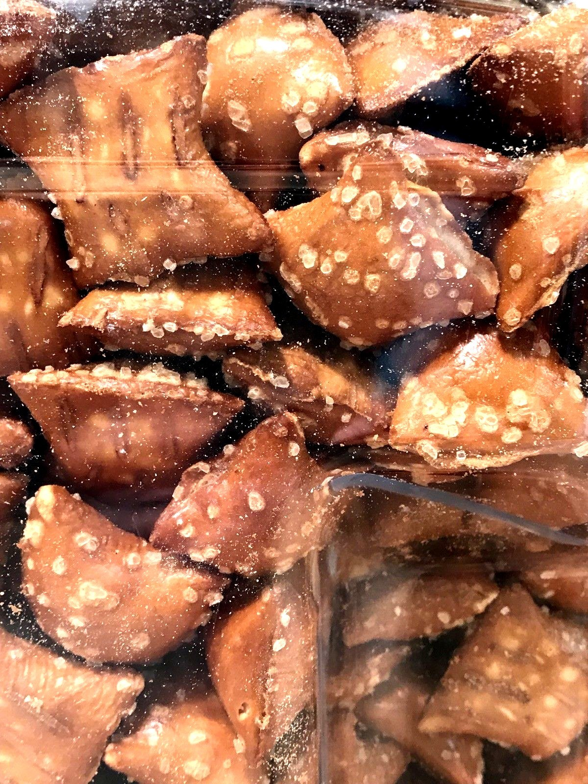 Kirkland Signature Valencia Peanut Butter Filled Pretzels 55 oz 2 Jars