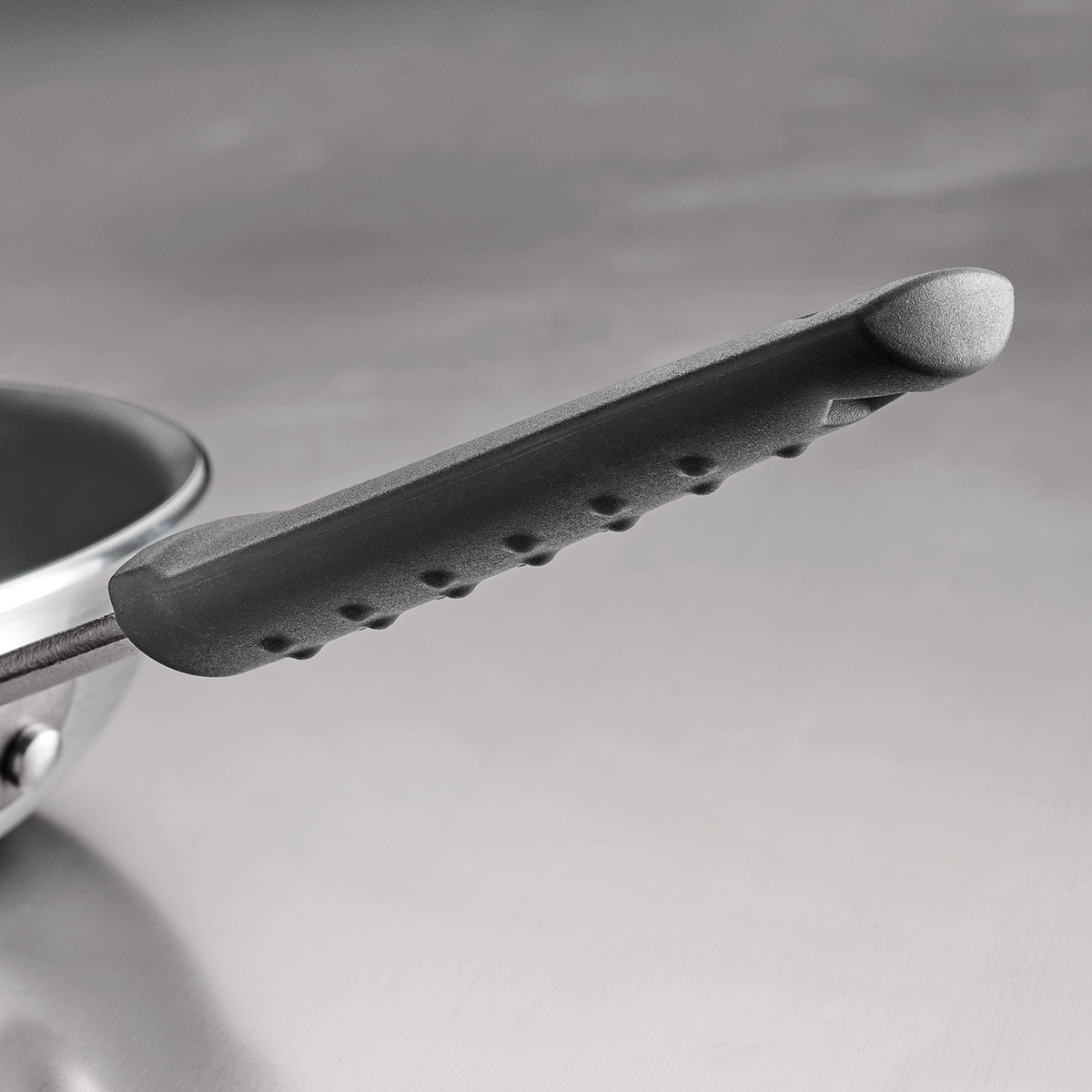 Tramontina 8 Inch Professional Nonstick Fry Pan Heavy Gauge Aluminum Cookware